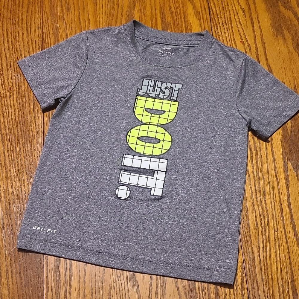 Nike Athletic Shirt - Boy's 5